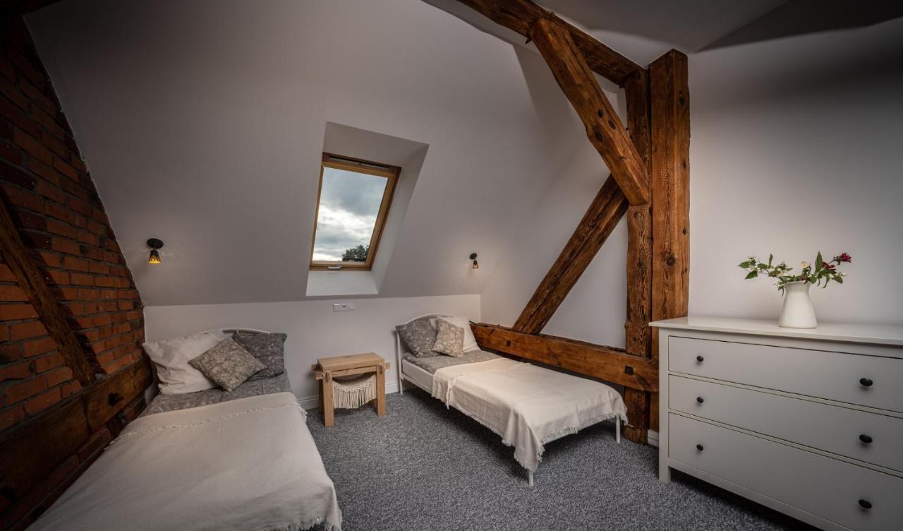 Mily Mlyn Appartement Lubrza  Buitenkant foto