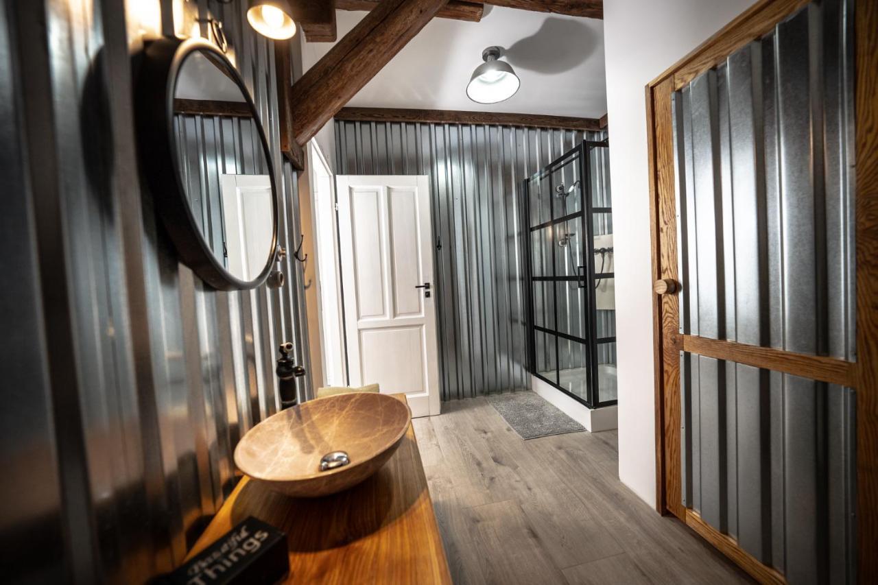 Mily Mlyn Appartement Lubrza  Buitenkant foto