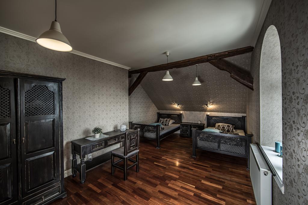 Mily Mlyn Appartement Lubrza  Buitenkant foto